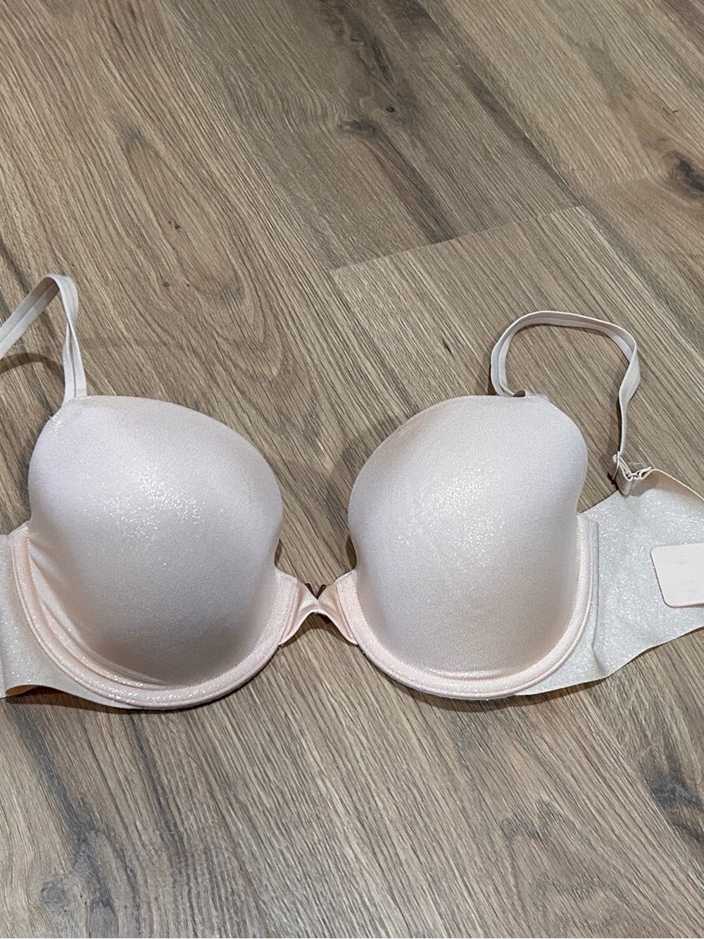 NWT Victoria’s Secret | Lined Demi 32DD Beige Shimmer Gold V Detail